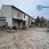 CASA INDIPENDENTE CON GIARDINO