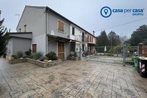 CASA INDIPENDENTE CON GIARDINO