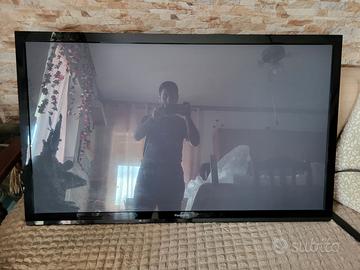 TV 50" Panasonic HD 1080p 50/60Hz