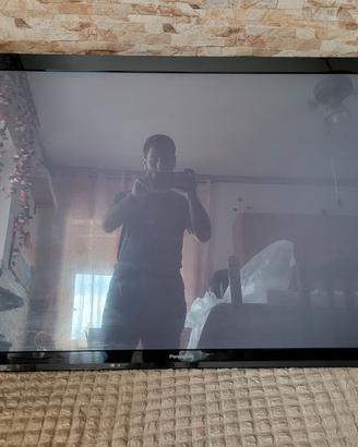 TV 50" Panasonic HD 1080p 50/60Hz