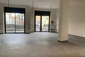 Locale Commerciale - Camporotondo Etneo