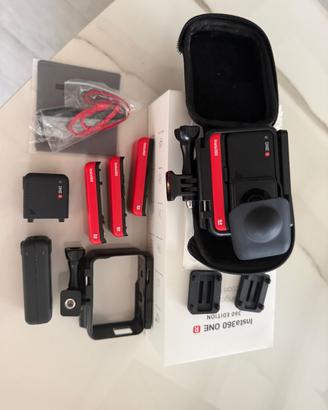 Insta360 1R 360 edition, 4 batterie, 2 corpi +acc