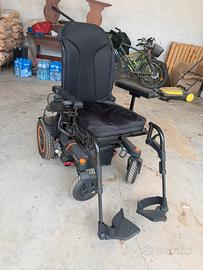 Carrozzina elettrica Quickie Q400 R Sedeo Lite