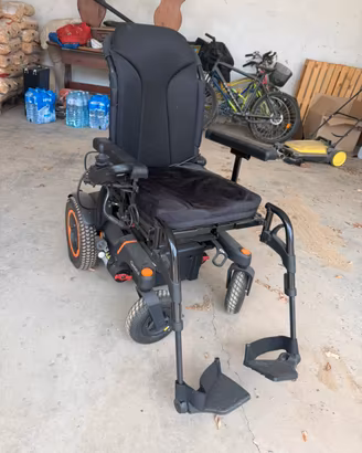 Carrozzina elettrica Quickie Q400 R Sedeo Lite