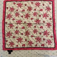 Foulard Guess