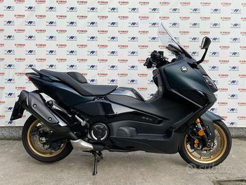 Yamaha T-Max 560 Tech Max – Valli Moto Rent