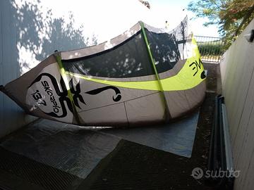 kitesurf scorpion 13.7