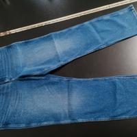 Jeans nuovi 