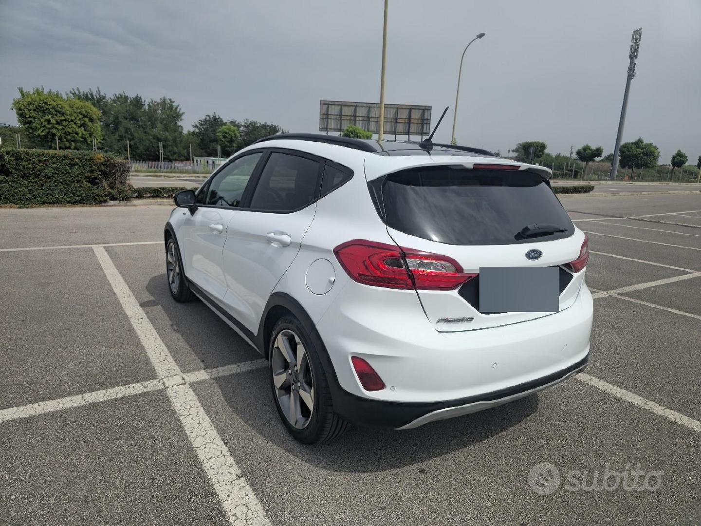Ford Fiesta 2018 photo 2