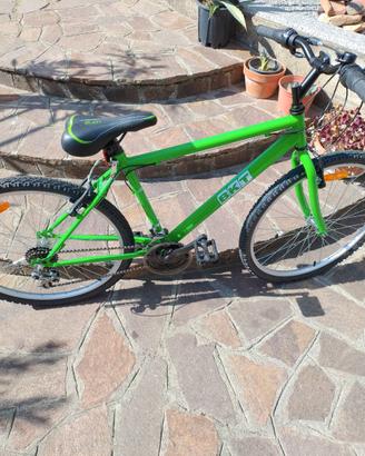Bicicletta Mountain Bike nuova mai usata