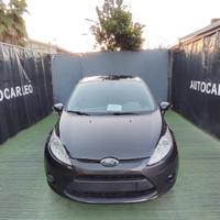 Ford Fiesta 1.2 BENZINA 5 porte Titanium