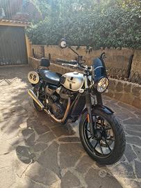 Triumph Street Twin 900