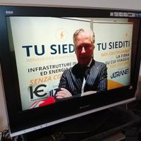 Panasonic tv 32 pollici TX-32LXD70F funzionante