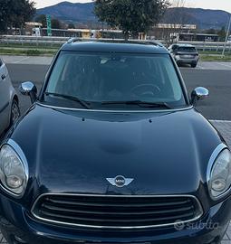 Autovettura MINI CONTRYMAN