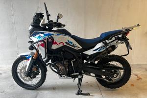 Honda crf1100L africa twin 2026 ES manuale