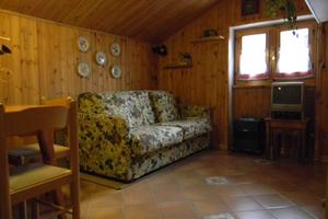 Casamaina (Lucoli) Mansarda arredata