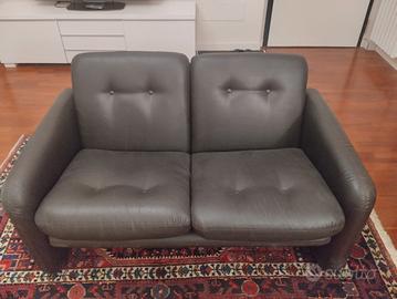 divano 2 posti in vera pelle