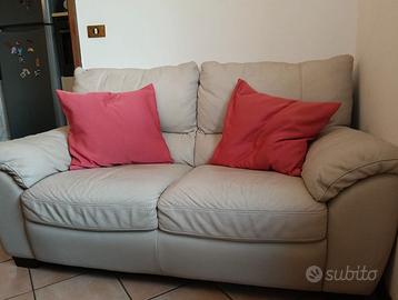 🔥 DIVANO IN PELLE 2 POSTI – 150€ ! 🔥