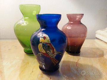 Vetro Murano, tre vasetti colorati
