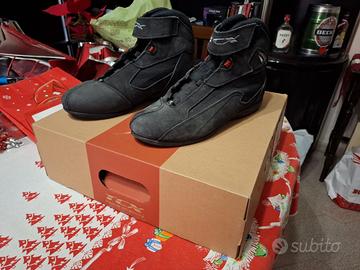 Scarponcini moto Tcx con protezioni tg 42