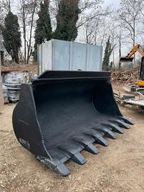 B20 Benna da scavo per palla gommata