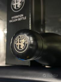Bottaccia originale Alfa Romeo nera opaca.