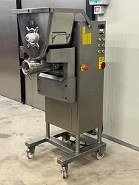 Tritacarne 32 refrigerato inox