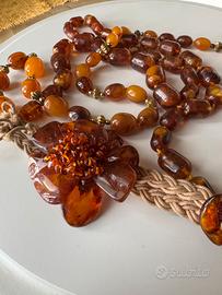 Collana Ambra