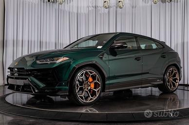 Lamborghini Urus 4.0 Performante NOLEGGIO LUNGO TE