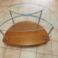 Tavolo porta tv con ruote