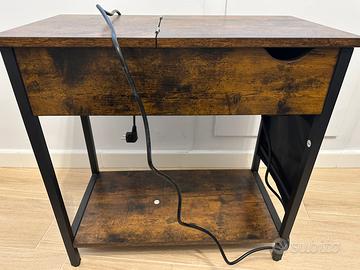 Tavolino con prese AC e 2 porte USB nuovo