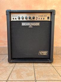 Amplificatore per basso Behringer Ultrabass BX300