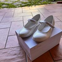 Scarpe ballerine di pelle bianca