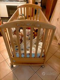 lettino in legno naturale - marchio Pali