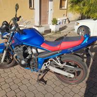 SUZUKI GSF 650 BANDIT