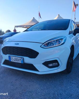 Ford Fiesta 1.5 TDCi 5 porte Titanium