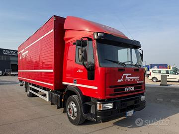 Iveco Eurocargo 120e23 box + sponda con living