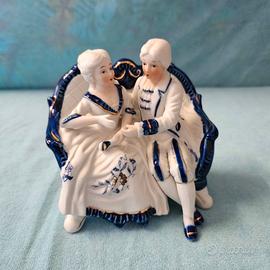 Statua Capodimonte “N” - Coppia di Innamorati