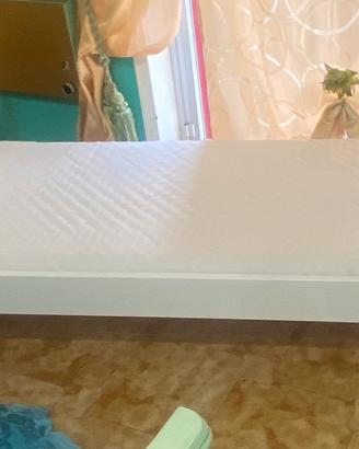 Lettino per bambino o bambina