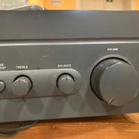 NAD 320bee amplificatore stereo