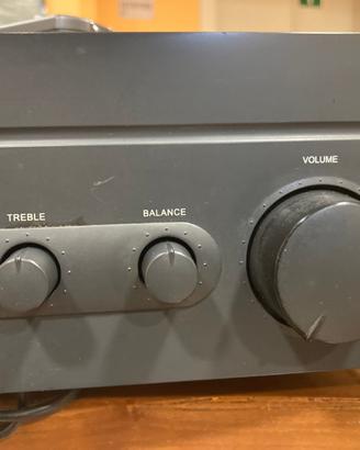 NAD 320bee amplificatore stereo