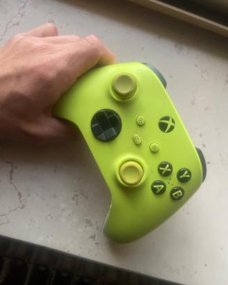 Joistik Xbox one S (prezzo trattabile)