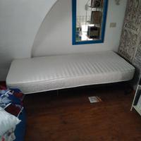 rete con materasso singolo