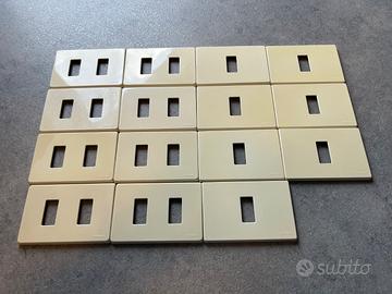 LOTTO MATERIALE ELETTRICO BTICINO MAGIC