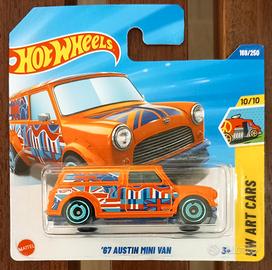 Hot Wheels '67 Austin Mini Van