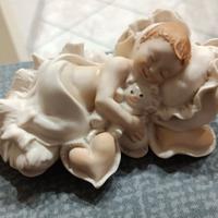 Scultura di Giuseppe Armani Bambino che dorme