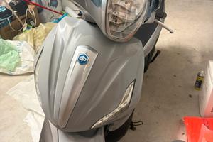 Beverly 350