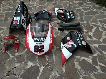 Carene in carbonio e condotti Ducati 848 1098 1198