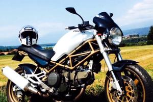 Ducati Monster 750