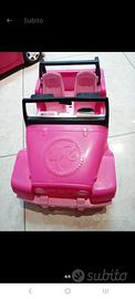 Auto jeep Barbie